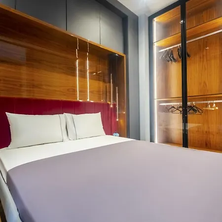 Studio Flat With Balcony Close To Flower Passage イスタンブール